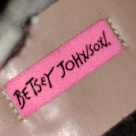 BLACK VELVET BETSEY JOHNSON JAX BOOTIES - Picture 11 of 11